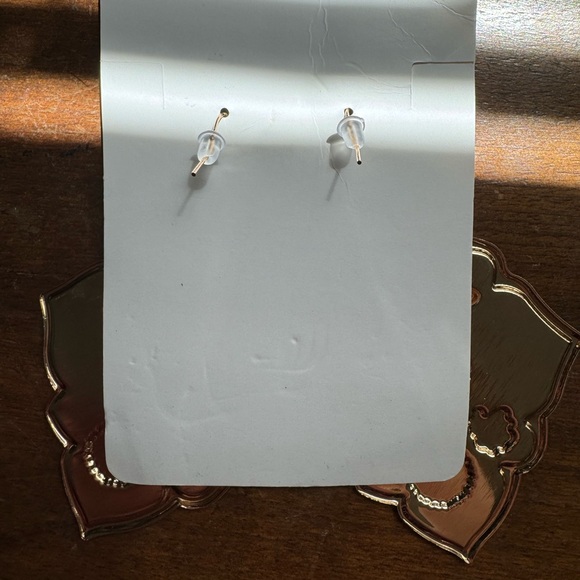 Floral Earrings - Picture 5 of 5